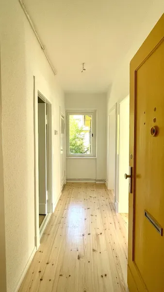 Charmantes Altbau-Refugium mit Balkon in idyllischer Spandauer Lage — photo 1
